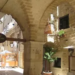 Bed & Breakfast La Uascezze Bari