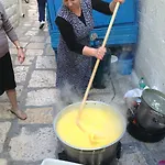 Oda ve Kahvaltı La Uascezze
